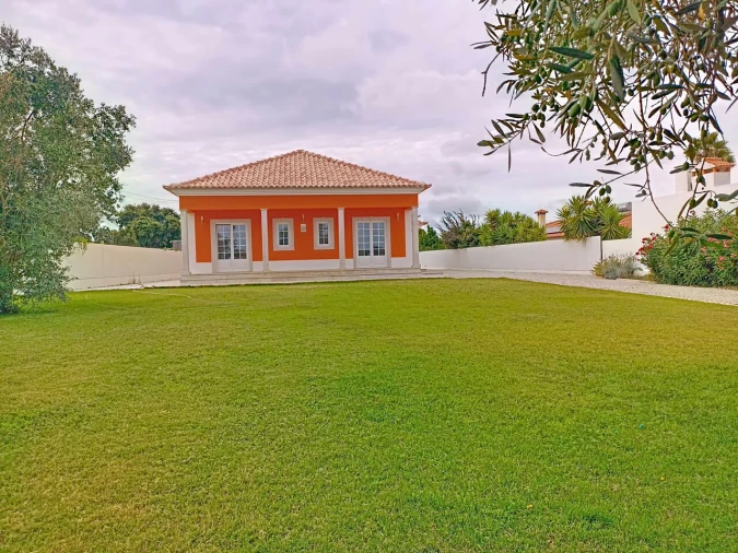 Moradia T4 para Venda em Almoster Foto 6