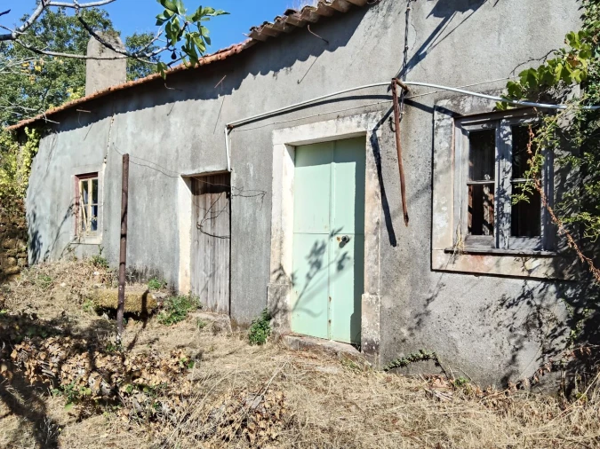 Moradia T6 para Venda em Pussos São Pedro