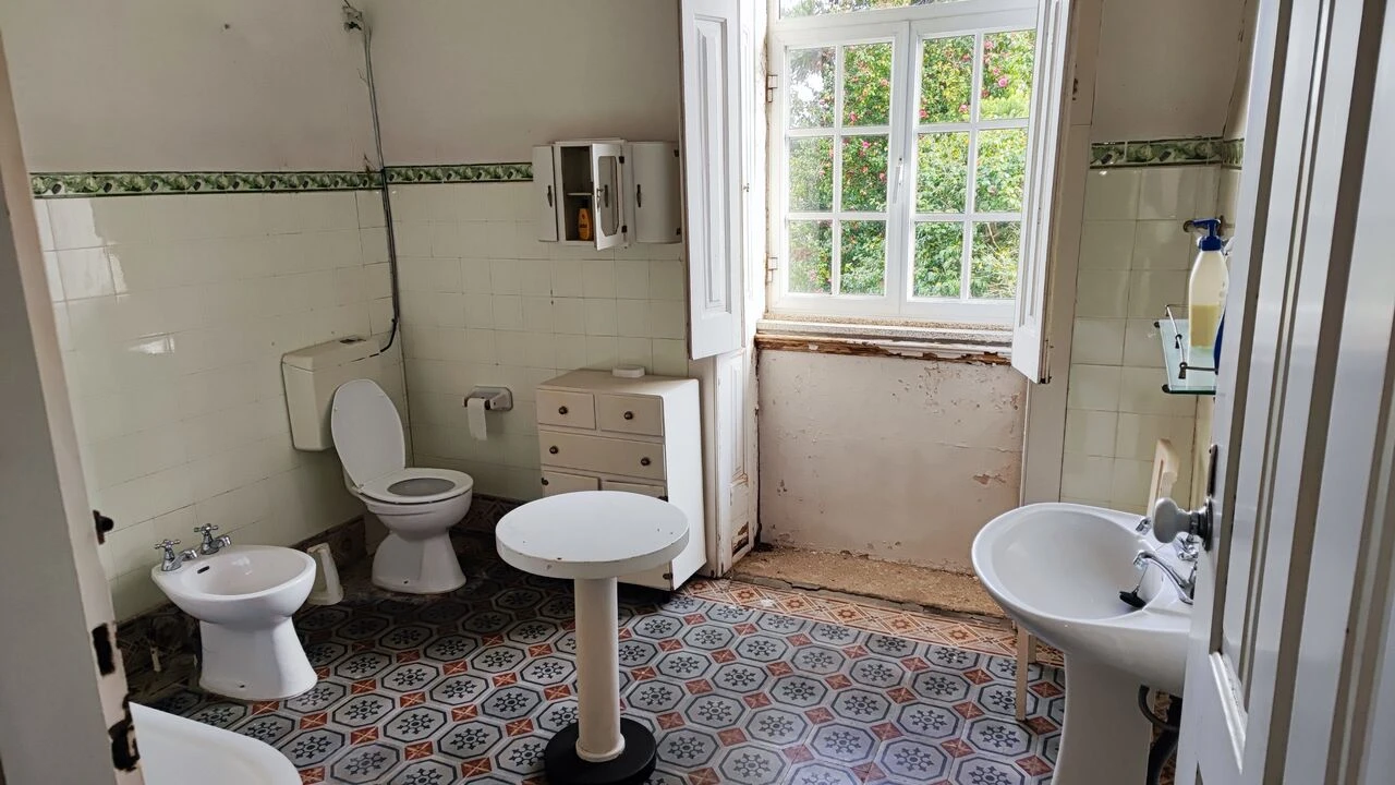 Moradia T8 para Venda em Santa Marta de Portuzelo Foto 21