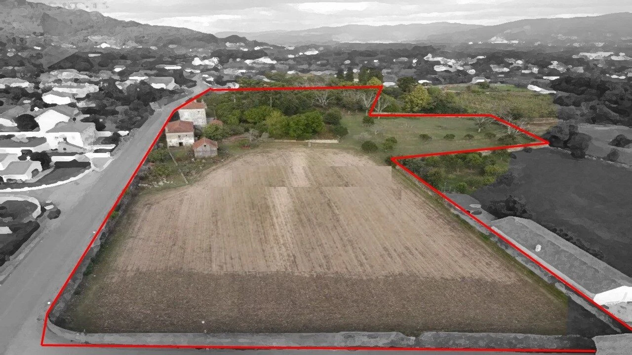 Moradia T8 para Venda em Santa Marta de Portuzelo Foto 3