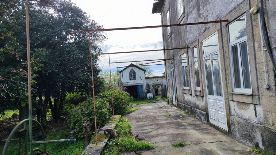 Moradia T8 para Venda em Santa Marta de Portuzelo Foto 14