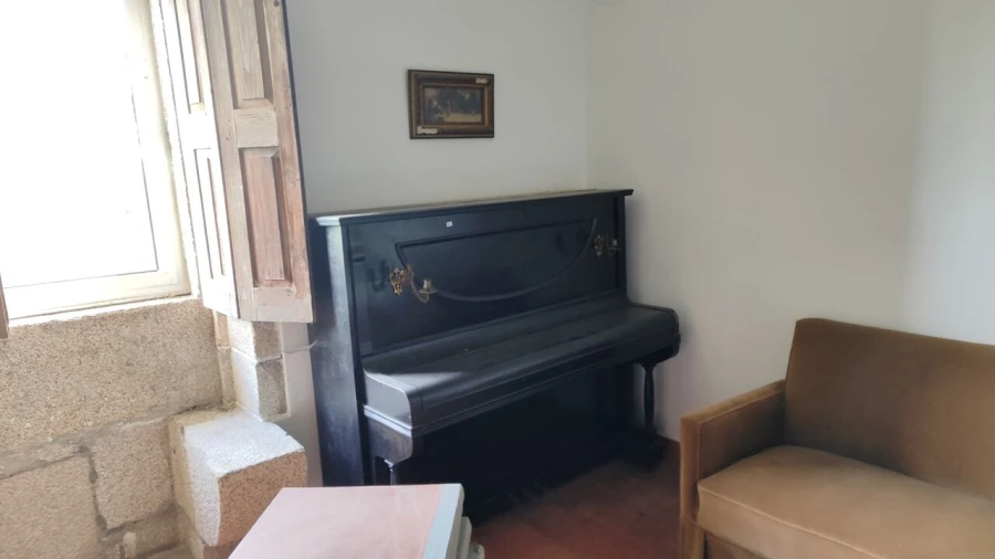 Moradia T8 para Venda em Santa Marta de Portuzelo Foto 8