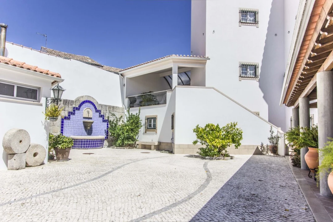 Moradia T5 para Venda em Canas de Senhorim Foto 10