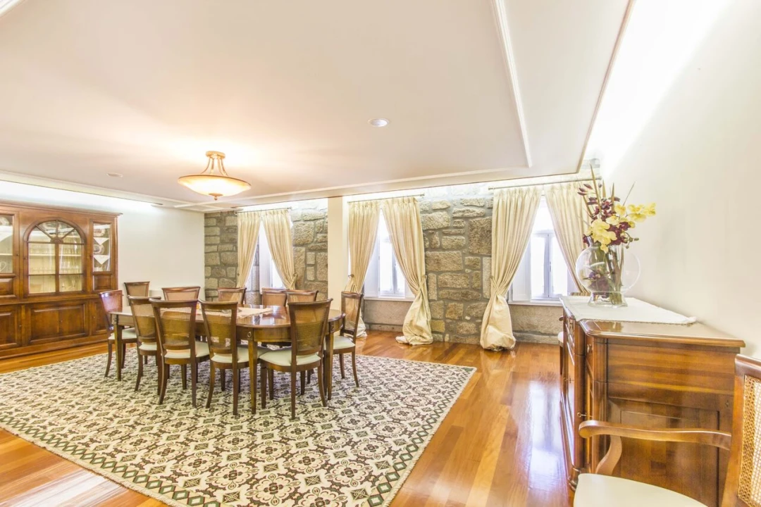 Moradia T5 para Venda em Canas de Senhorim Foto 25