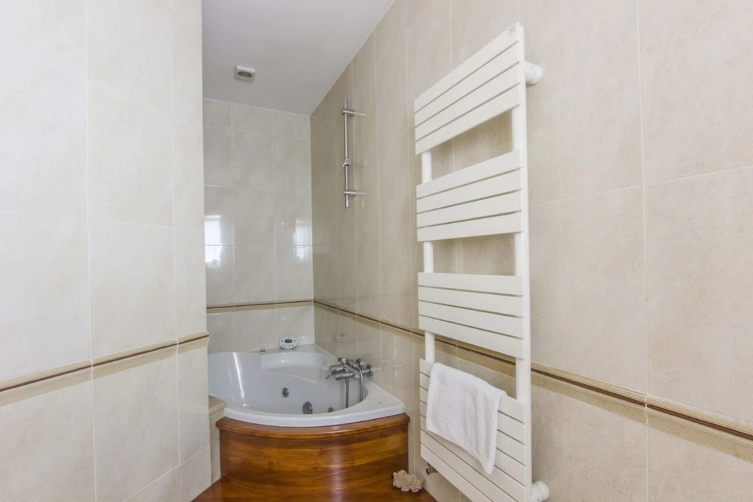 Moradia T5 para Venda em Canas de Senhorim Foto 29