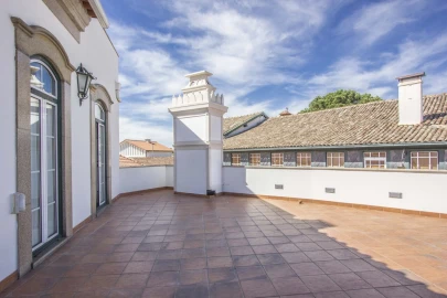 Moradia T5 para Venda em Canas de Senhorim