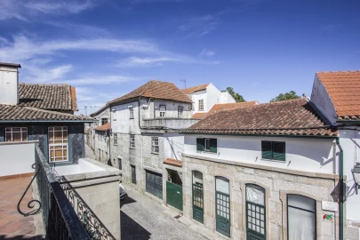 Moradia T5 para Venda em Canas de Senhorim