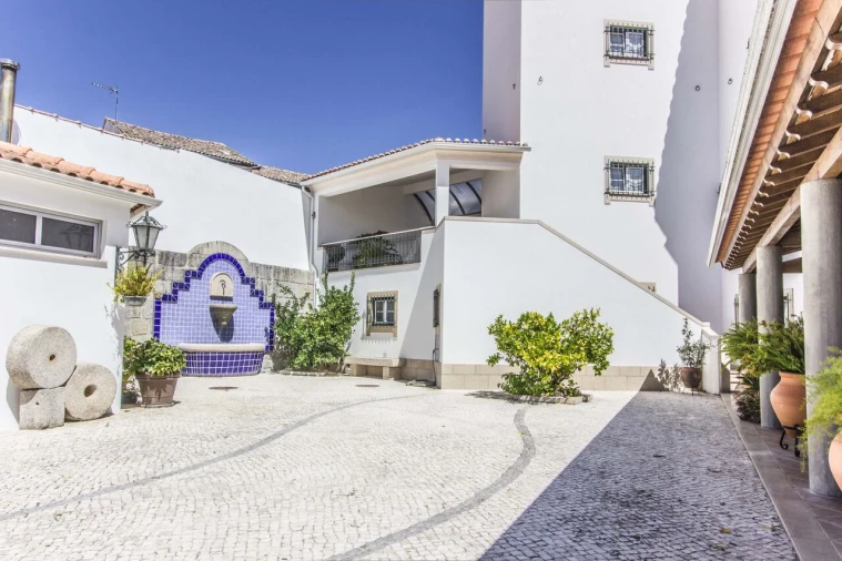 Moradia T5 para Venda em Canas de Senhorim Foto 10