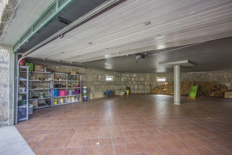 Moradia T5 para Venda em Canas de Senhorim Foto 41