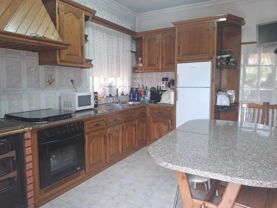 Moradia T4 para Venda em Barbeita Foto 10