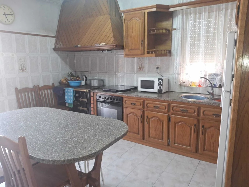 Moradia T4 para Venda em Barbeita Foto 12