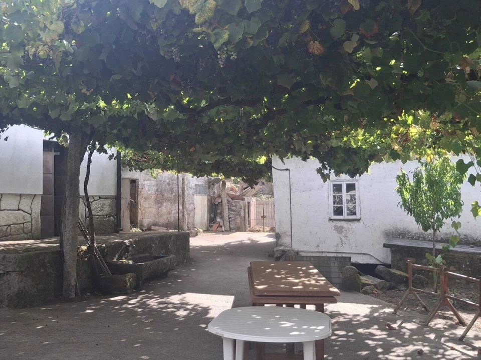 Moradia T4 para Venda em Barbeita Foto 38