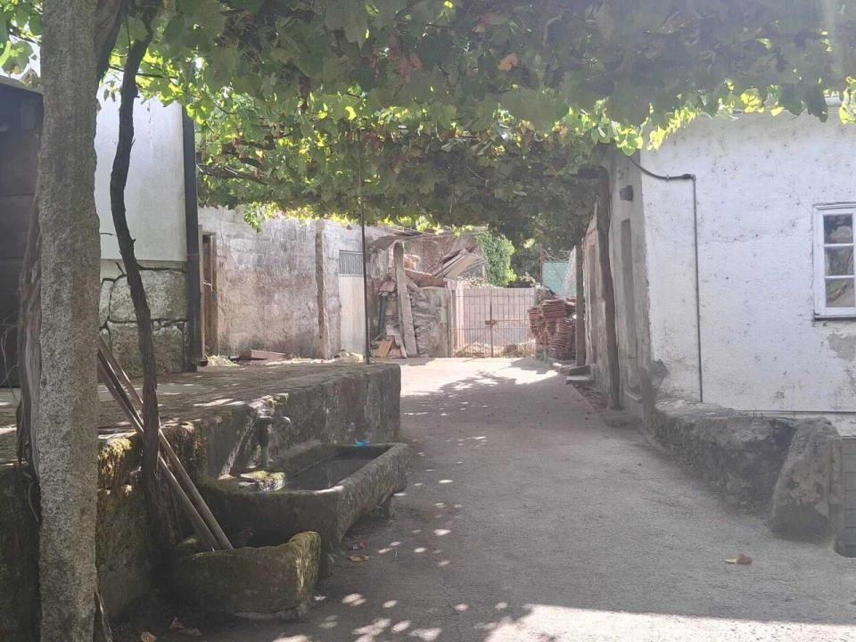 Moradia T4 para Venda em Barbeita Foto 45