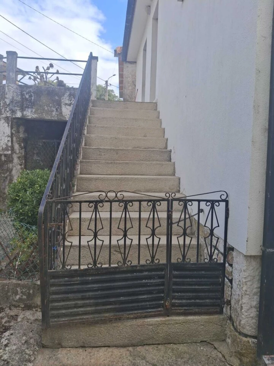 Moradia T4 para Venda em Barbeita Foto 2