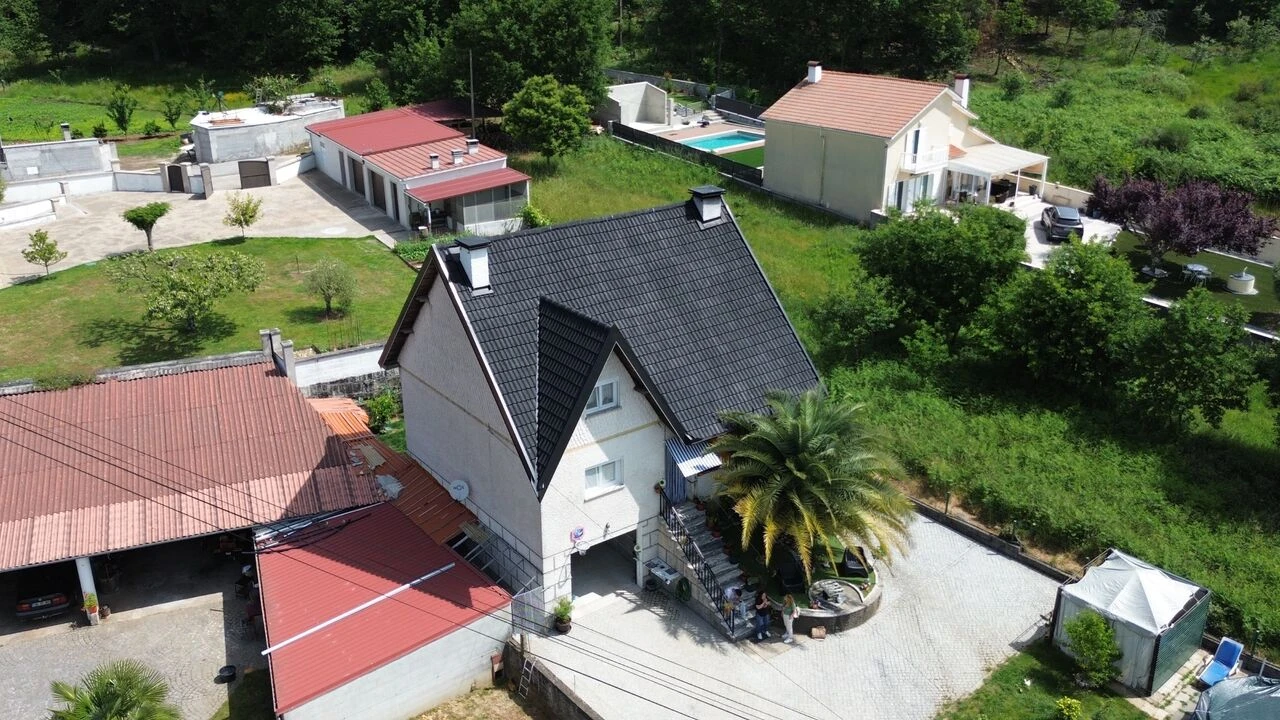 Moradia T3 para Venda em Queiriga Foto 45