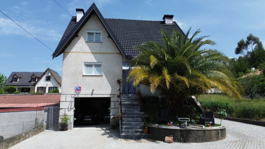 Moradia T3 para Venda em Queiriga Foto 63