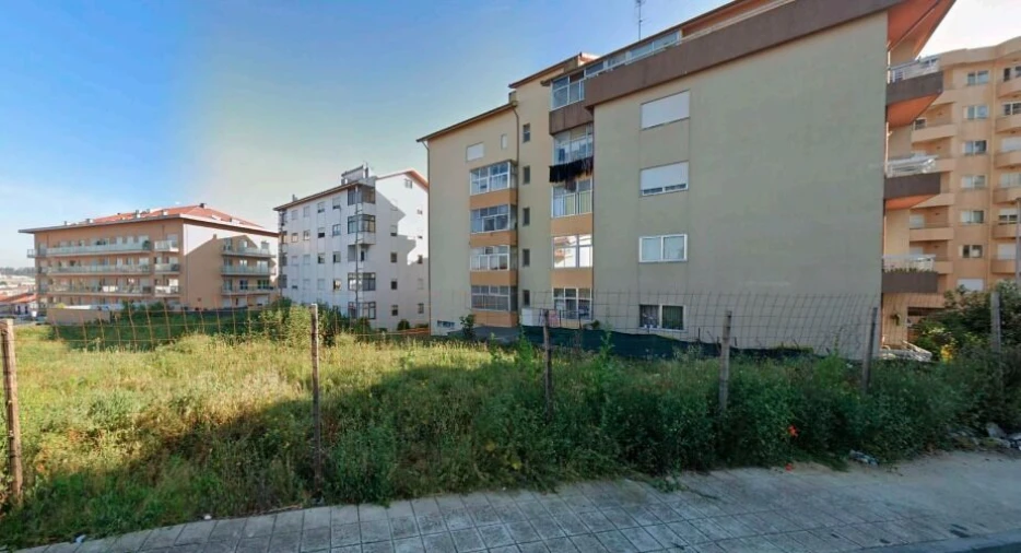 Terreno para Venda em Rio Tinto Foto 2