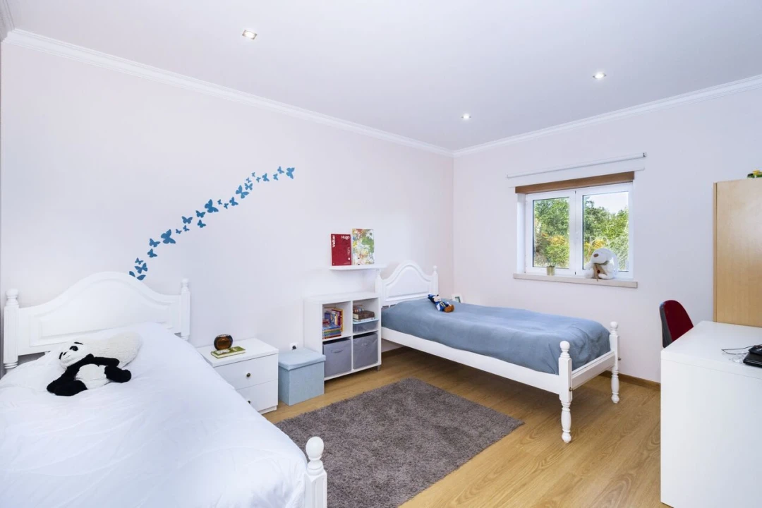 Moradia T4 para Venda em Cela Foto 27