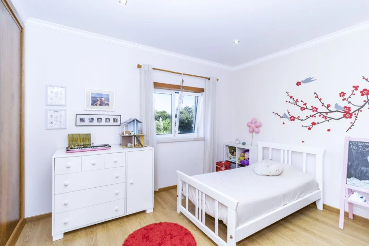 Moradia T4 para Venda em Cela Foto 25