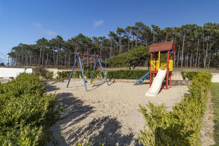 Moradia T3 para Venda em Nazare Foto 28