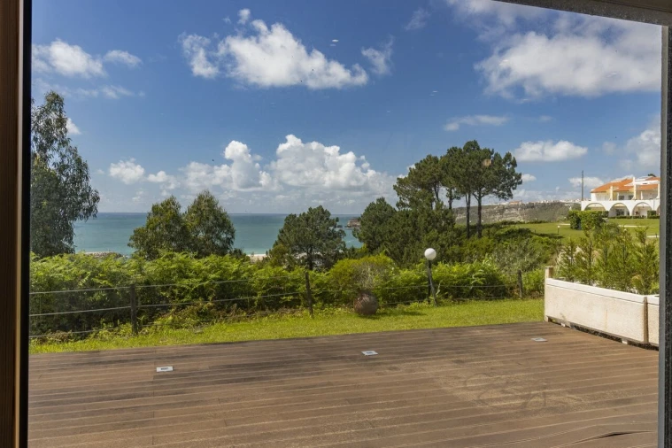 Moradia T3 para Venda em Nazare Foto 8