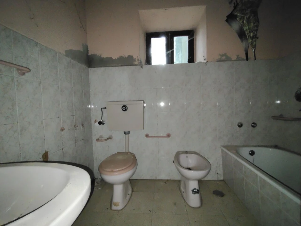 Moradia T5 para Venda em Chãos Foto 20