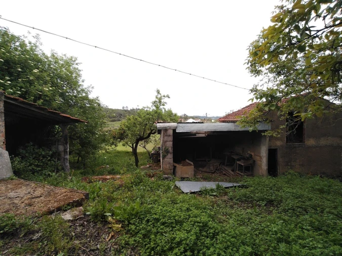 Moradia T5 para Venda em Chãos Foto 49