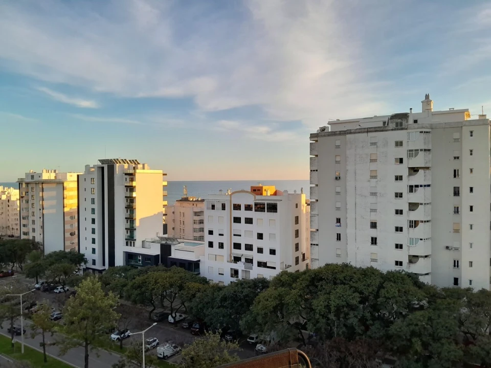 Apartamento T2 para Venda em Quarteira Foto 1