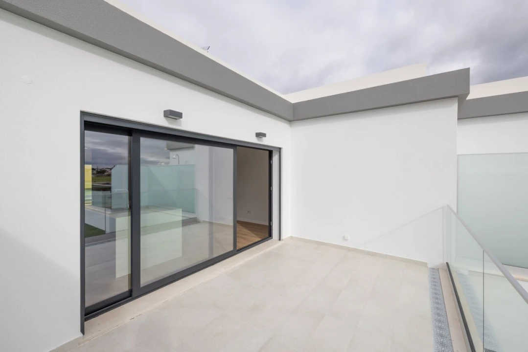 Apartamento T3 para Venda em Alcochete Foto 40