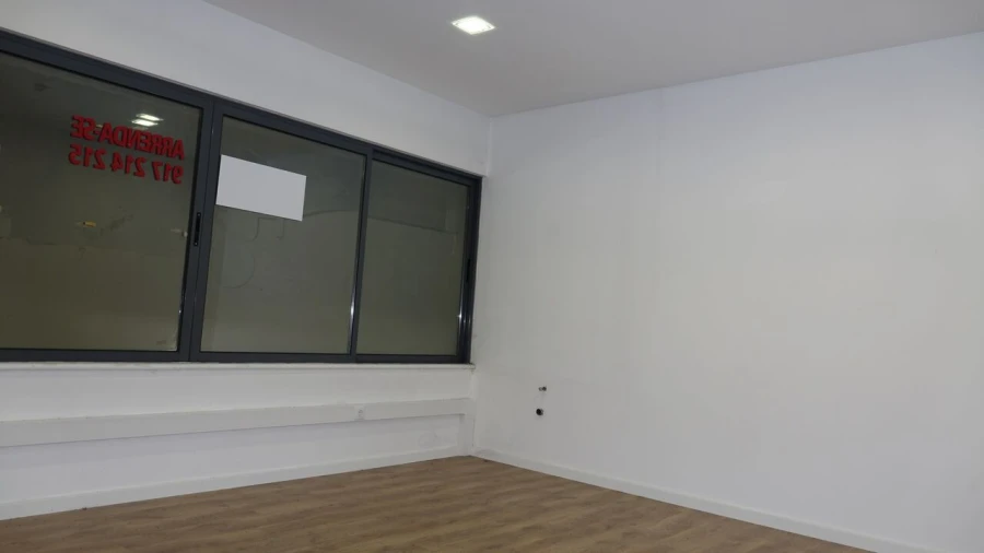 Escritório para Arrendamento em Marinha Grande Foto 8