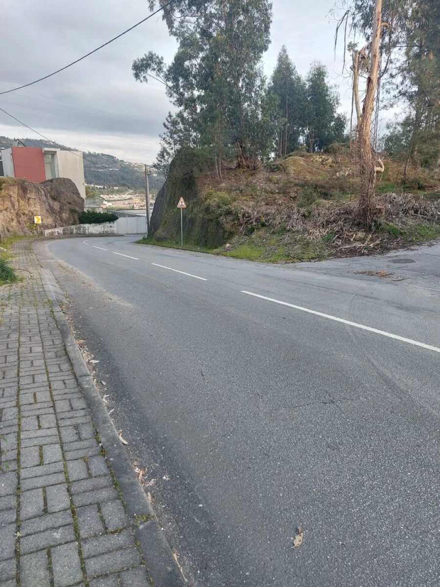 Terreno para Venda em Infias Foto 4