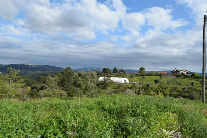 Terreno para Venda em Almalagues