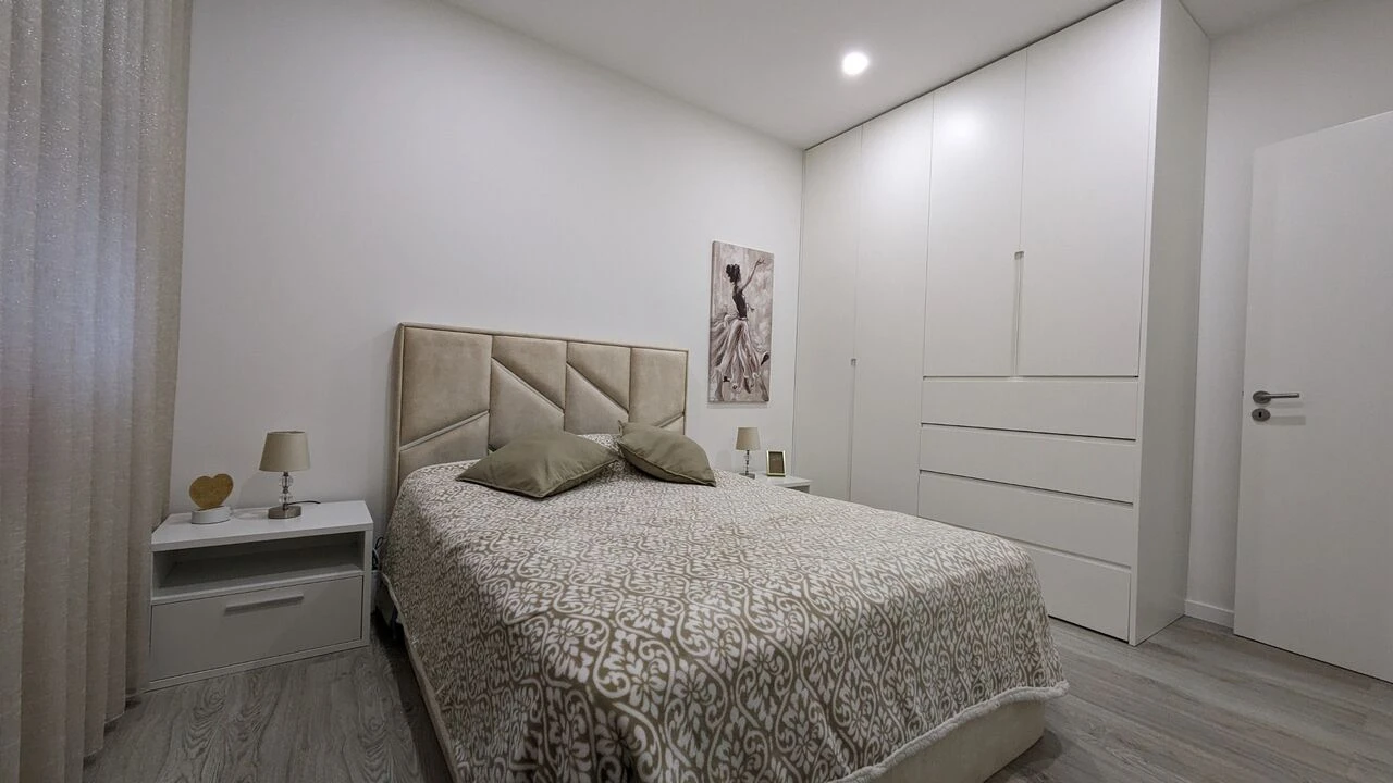 Moradia T6 para Venda em Buarcos Foto 7