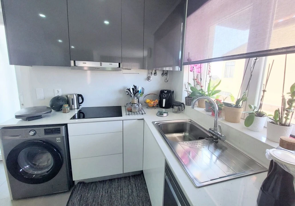 Moradia T6 para Venda em Buarcos Foto 3