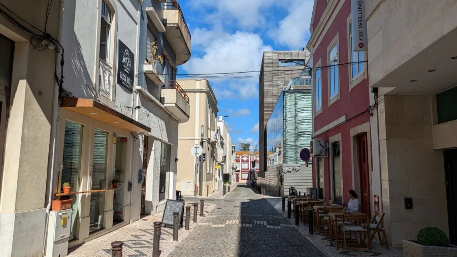 Prédio para Venda em Buarcos Foto 3
