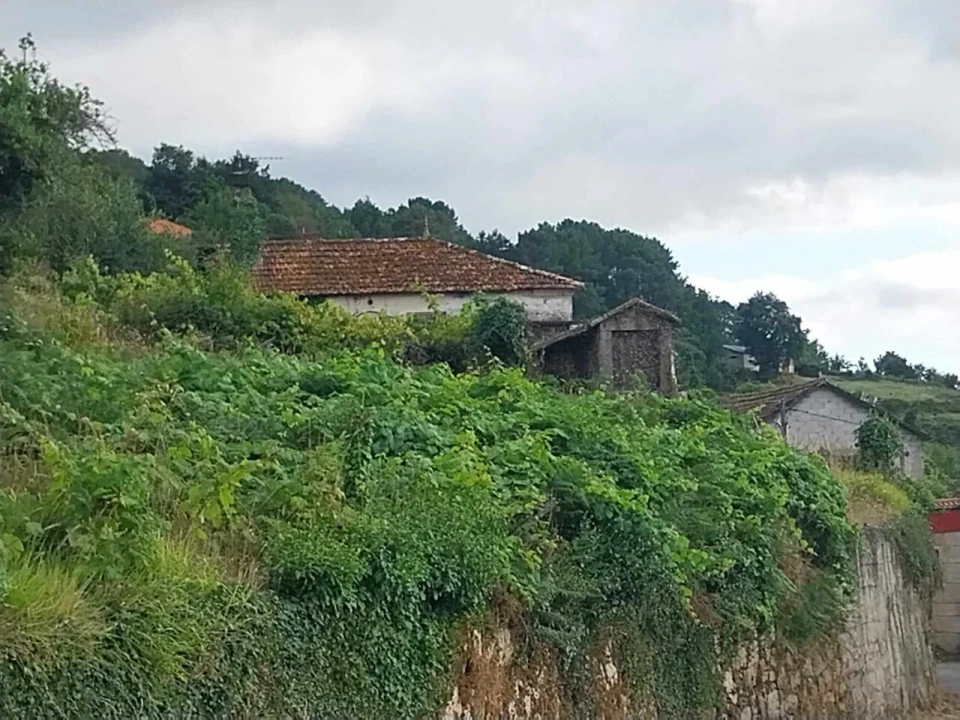 Moradia T5 para Venda em Riba de Mouro Foto 12