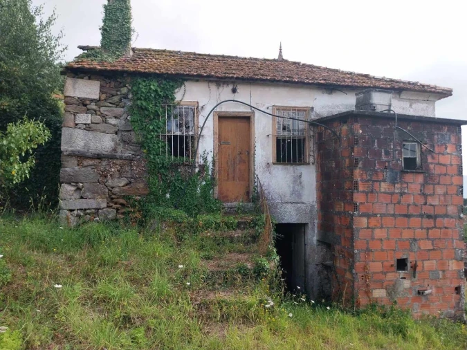 Moradia T5 para Venda em Riba de Mouro Foto 7