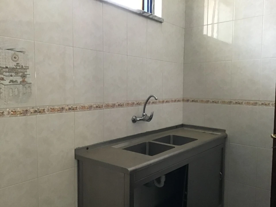 Loja para Arrendamento em Pego Foto 7