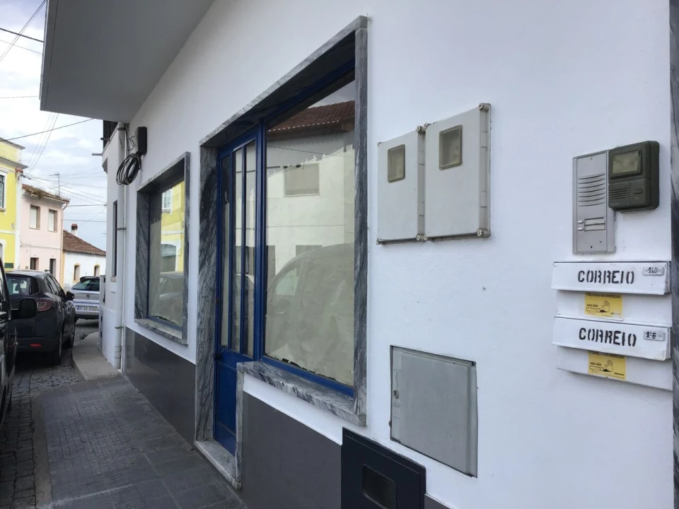 Loja para Arrendamento em Pego Foto 12