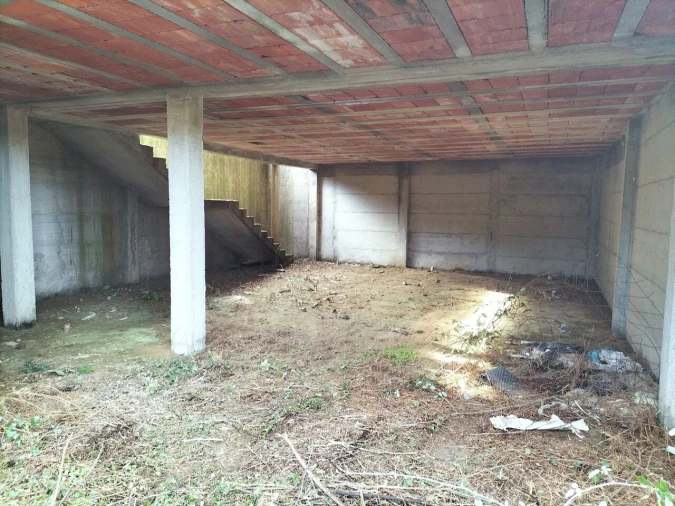 Moradia T3 para Venda em Cornes Foto 14