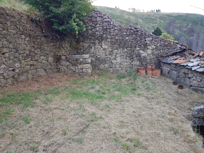 Quinta T2 para Venda em Folgosinho Foto 22