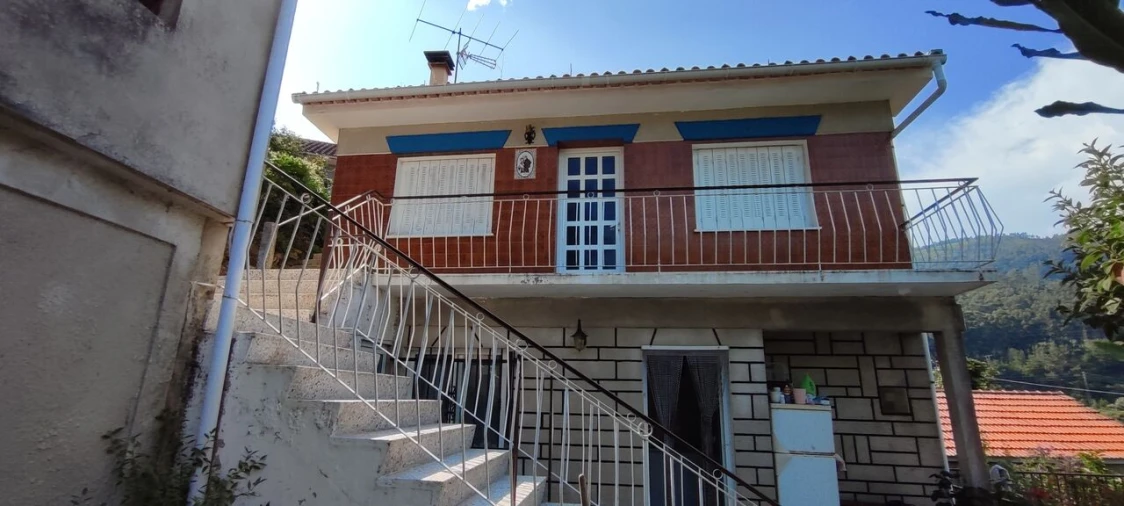 Moradia T4 para Venda em Cristoval Foto 14