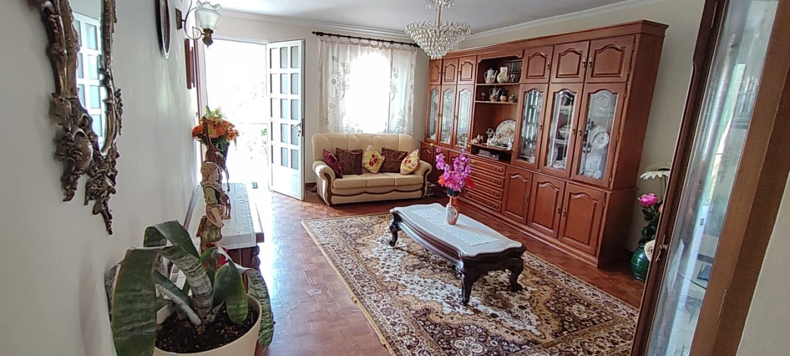 Moradia T4 para Venda em Cristoval Foto 30