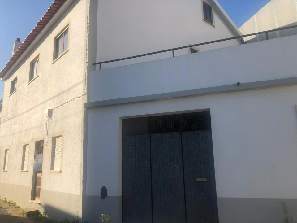 Moradia T2 para Venda em Assentiz Foto 3