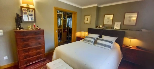 Moradia T6 para Venda em Aldoar, Foz do Douro e Nevogilde