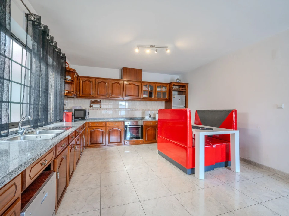 Moradia T5 para Venda em Carriço Foto 38