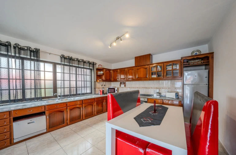 Moradia T5 para Venda em Carriço Foto 26