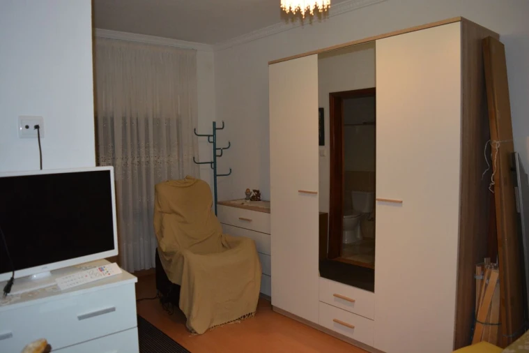 Moradia T5 para Venda em Guarda Foto 16