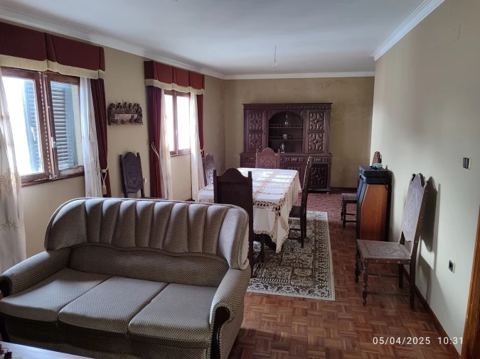 Moradia T4 para Venda em Cristoval Foto 15