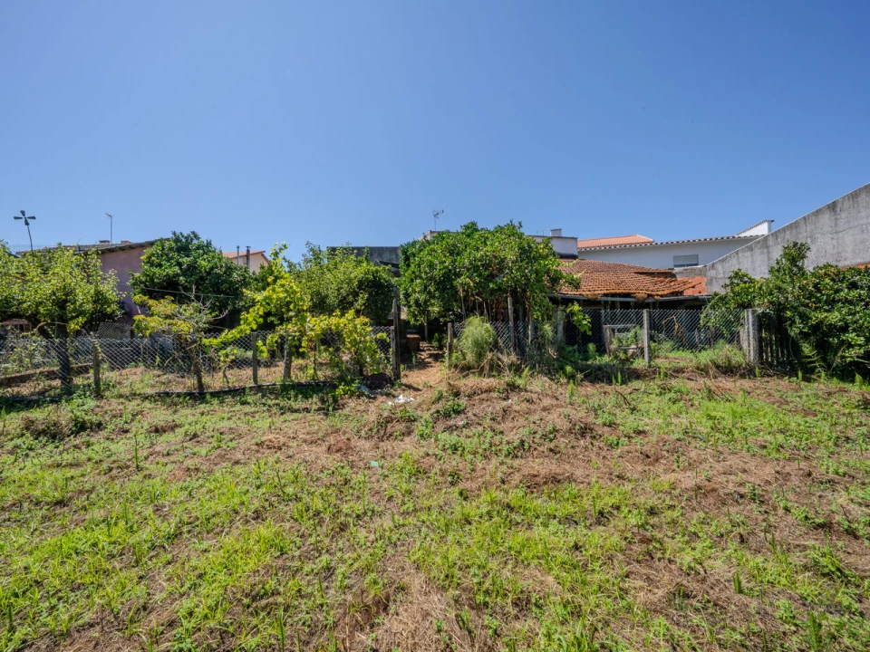 Moradia T3 para Venda em Maceira Foto 38